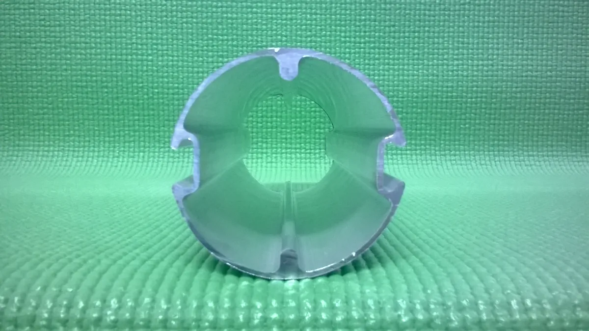 Tubo Enrollador de Aluminio — 1